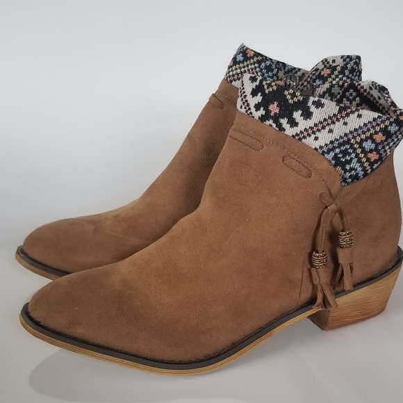 Mi.iM Booties - Picture 2 of 4